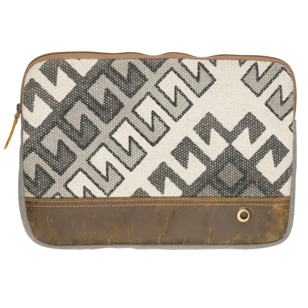 - NWT - Small Laptop Sleeve - Gray abstract - 13.5" x 9.5"
